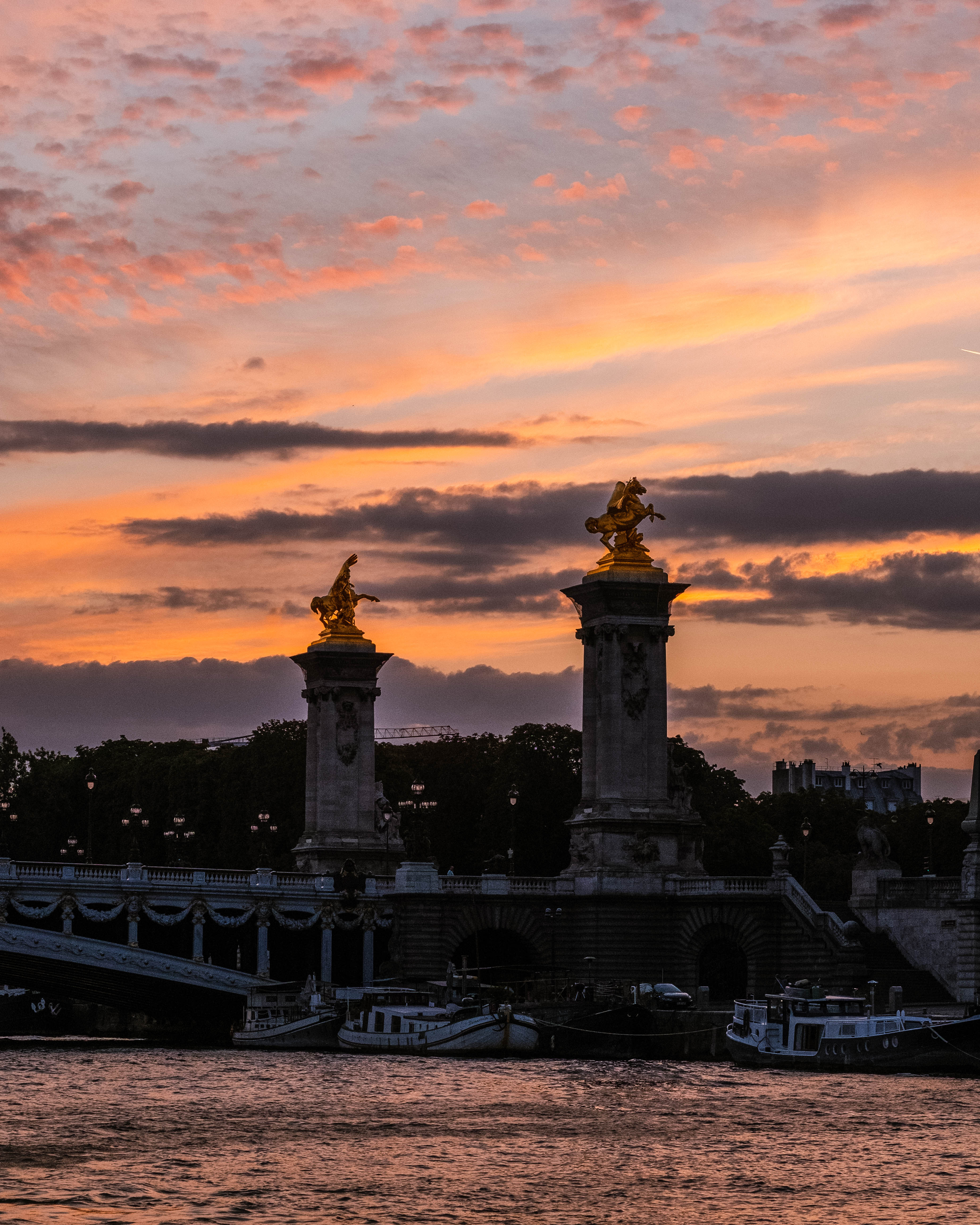 paris bridge